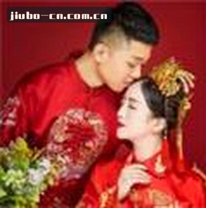 刘佳